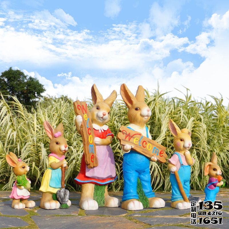 商場幼兒園擺件一群玻璃鋼彩繪兔子雕塑 商場幼兒園擺件一群玻璃鋼彩繪兔子雕塑
